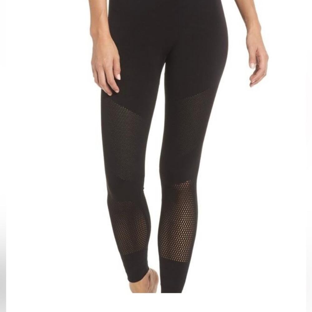 Fp movement high rise self hem mesh sculpt legging size medium